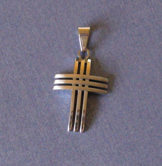 Stainless steel Cross Pendant
