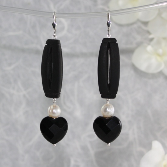 Black stone, Obsidian and Pearls Balkiara Earrings
