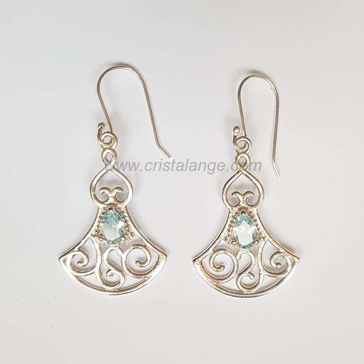 Vintage earrings with facetted topaz