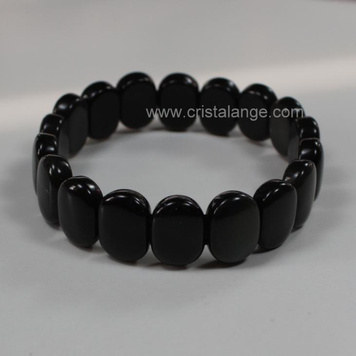 Discover the energetic properties of gemstones and semi precious stones, here an heaven's eye bracelet, black stone