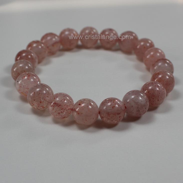 Discover the energetic properties of gemstones and semi precious stones, here a sunstone bracelet, pink orange stone