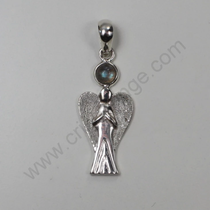 Discover our guardian angel pendants as well as all our angel wings jewellery