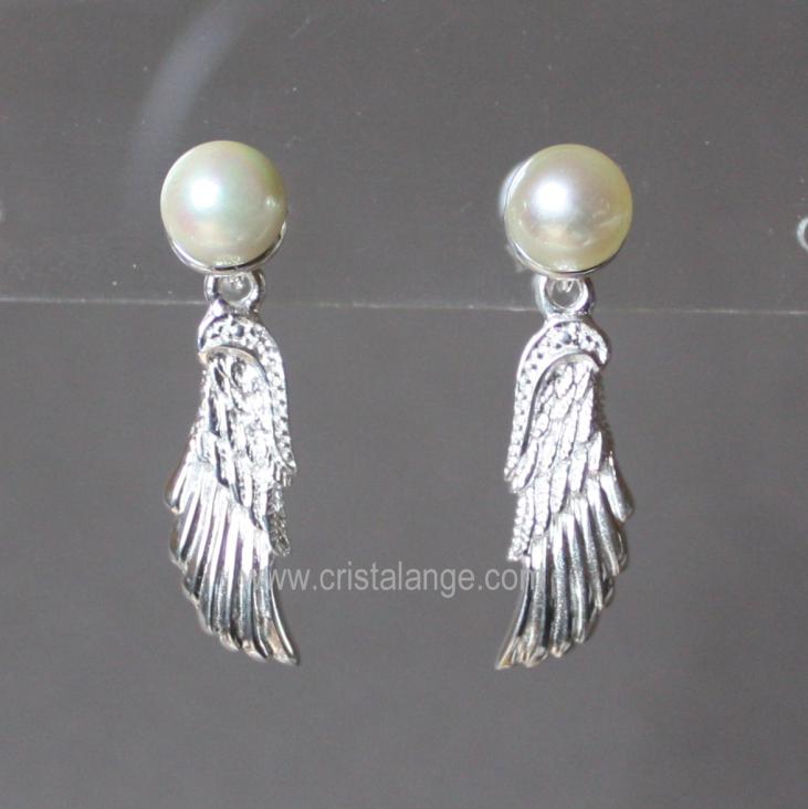 Pearls and angel wings earrings