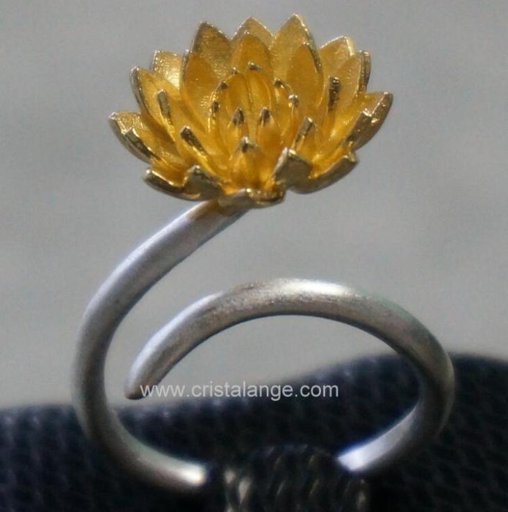 2 color lotus flower ring