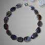 Use the agate properties with this semi precious stone necklace
