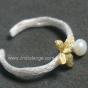 Bicolor butterfly & bead ring