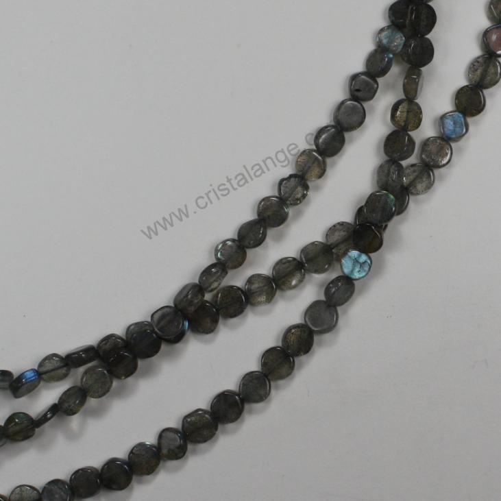 Decouvrez le pouvoir des pierres enlithotherapie avec ce collier en labradorite, pierre grise aux reflets bleus