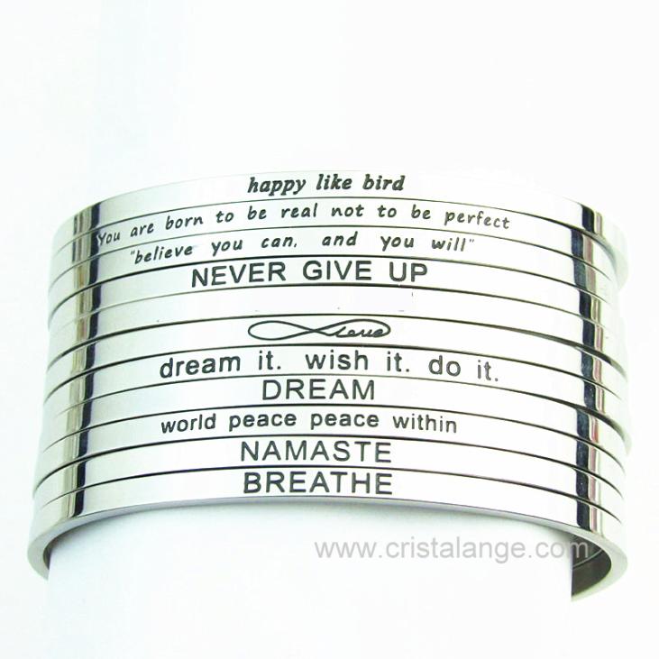 Bracelet rigide en acier inoxydable avec message